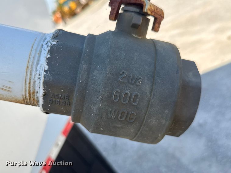 image for item EM8309 2004 Ford F750 Super Duty water truck