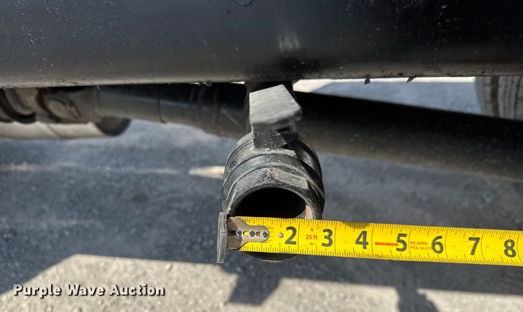 image for item EM8309 2004 Ford F750 Super Duty water truck