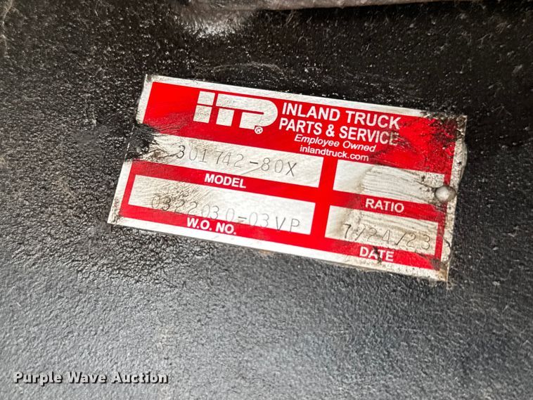 image for item EM8309 2004 Ford F750 Super Duty water truck