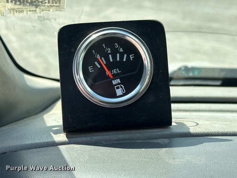 image for item EM8309 2004 Ford F750 Super Duty water truck