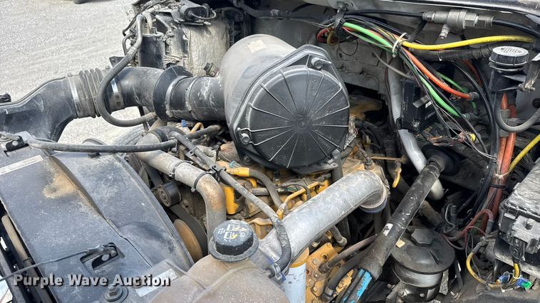 image for item EM8309 2004 Ford F750 Super Duty water truck