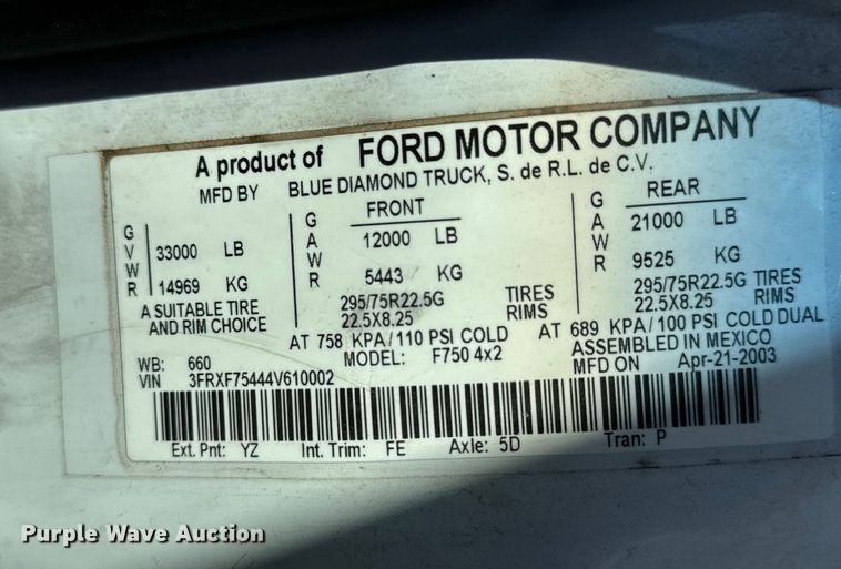 image for item EM8309 2004 Ford F750 Super Duty water truck