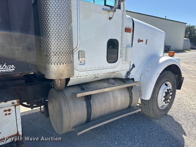 image for item EM8459 1996 International  9300  dump truck