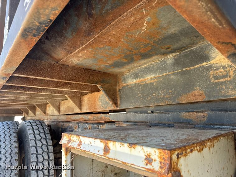 image for item EM8459 1996 International  9300  dump truck