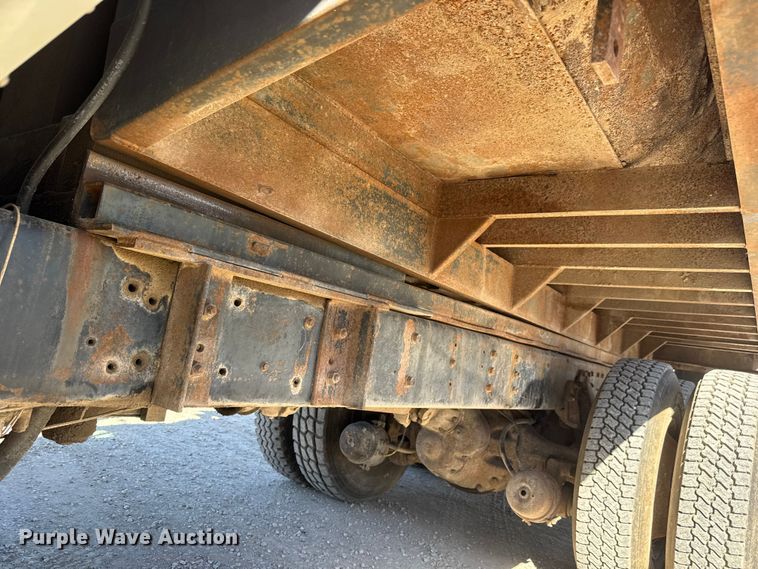 image for item EM8459 1996 International  9300  dump truck