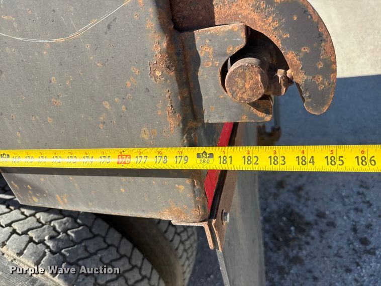 image for item EM8459 1996 International  9300  dump truck