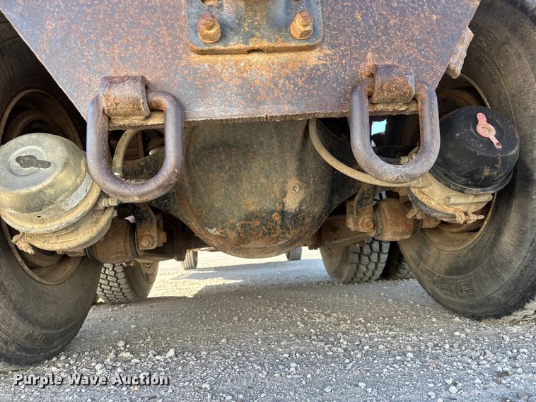 image for item EM8459 1996 International  9300  dump truck