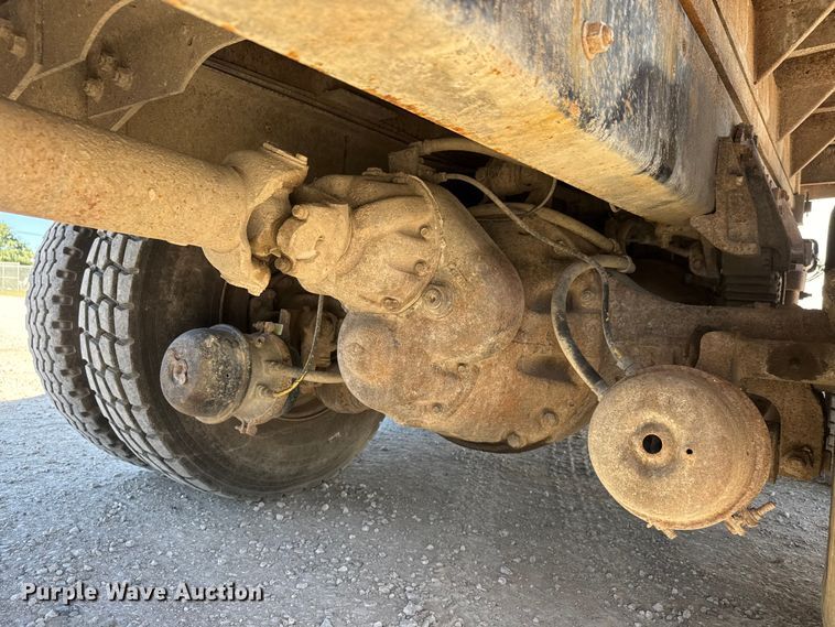 image for item EM8459 1996 International  9300  dump truck