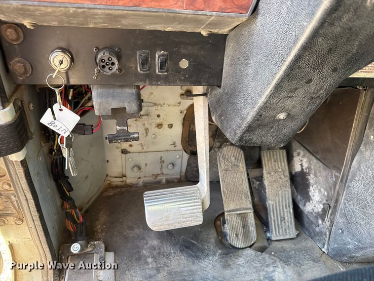 image for item EM8459 1996 International  9300  dump truck