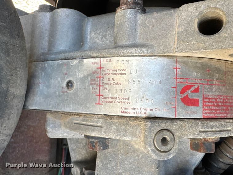 image for item EM8459 1996 International  9300  dump truck