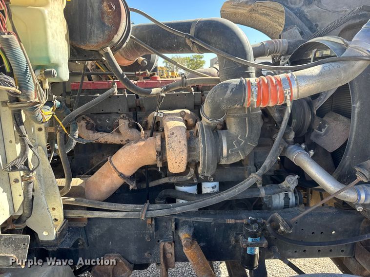 image for item EM8459 1996 International  9300  dump truck