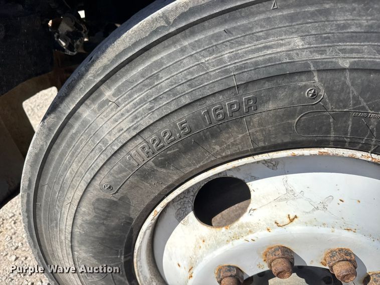 image for item EM8459 1996 International  9300  dump truck