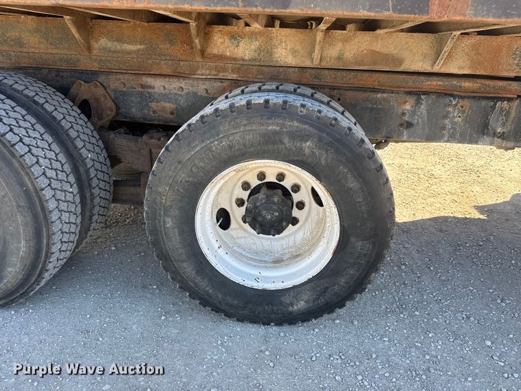 image for item EM8459 1996 International  9300  dump truck