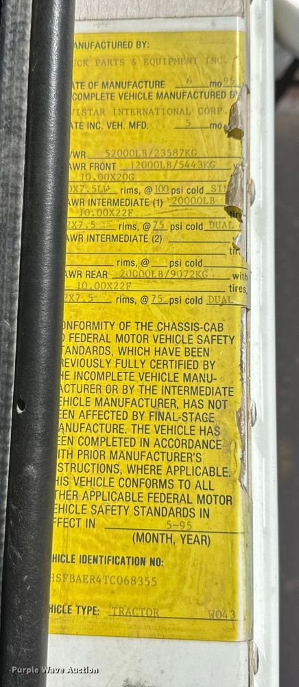 image for item EM8459 1996 International  9300  dump truck