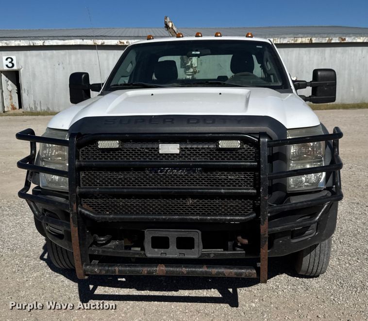 image for item EM8461 2013 Ford F450 Super Duty XL  SuperCab utility / service truck