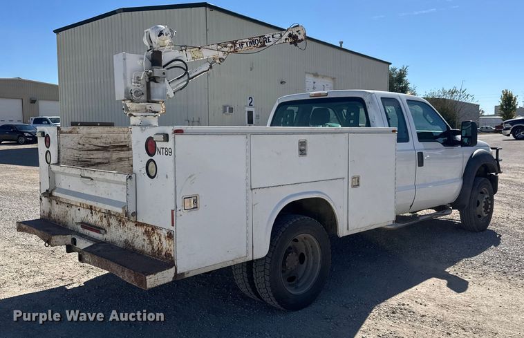 image for item EM8461 2013 Ford F450 Super Duty XL  SuperCab utility / service truck