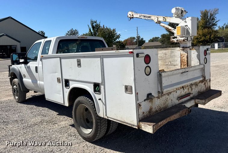 image for item EM8461 2013 Ford F450 Super Duty XL  SuperCab utility / service truck