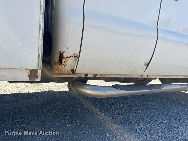 image for item EM8461 2013 Ford F450 Super Duty XL  SuperCab utility / service truck