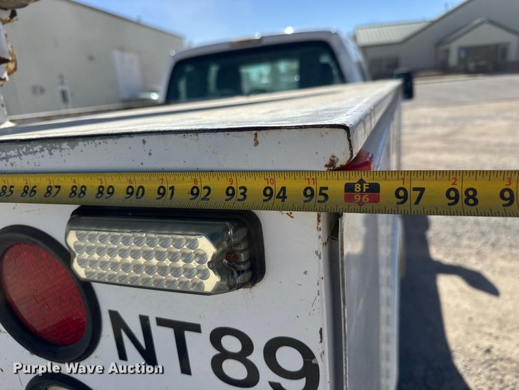 image for item EM8461 2013 Ford F450 Super Duty XL  SuperCab utility / service truck