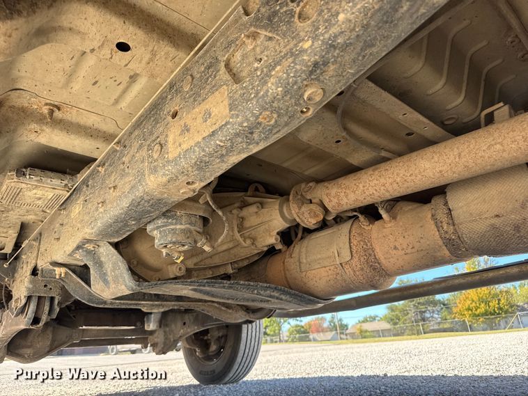 image for item EM8461 2013 Ford F450 Super Duty XL  SuperCab utility / service truck