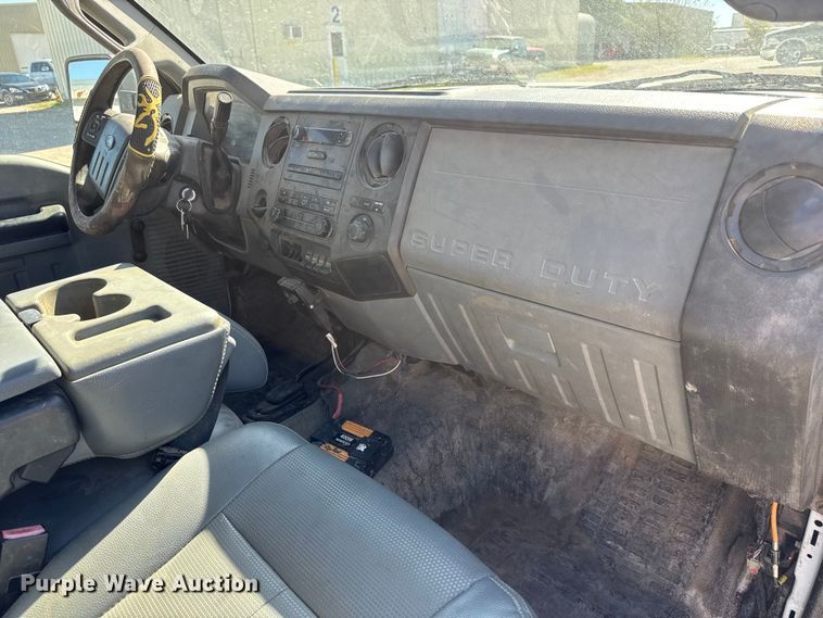 image for item EM8461 2013 Ford F450 Super Duty XL  SuperCab utility / service truck