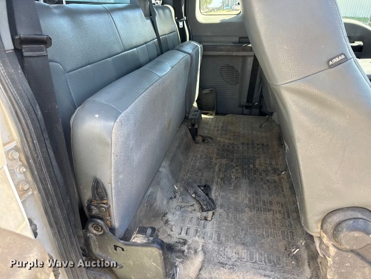 image for item EM8461 2013 Ford F450 Super Duty XL  SuperCab utility / service truck