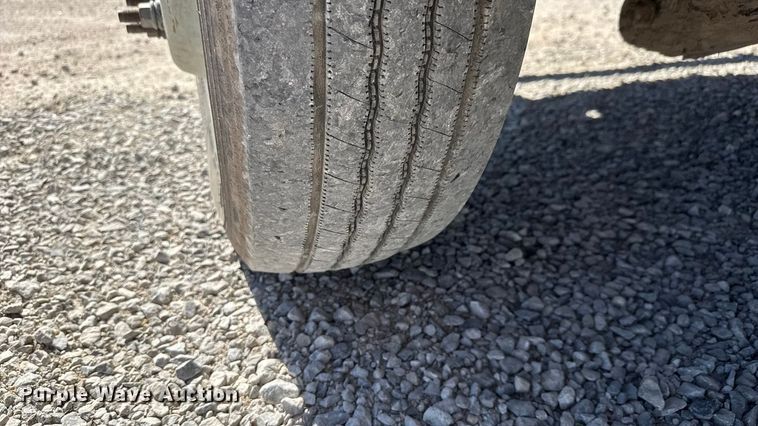 image for item EM8461 2013 Ford F450 Super Duty XL  SuperCab utility / service truck