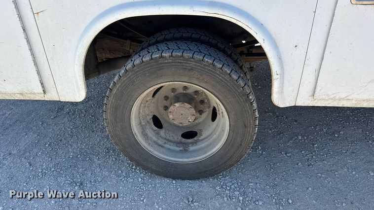 image for item EM8461 2013 Ford F450 Super Duty XL  SuperCab utility / service truck