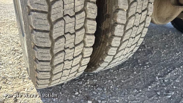 image for item EM8461 2013 Ford F450 Super Duty XL  SuperCab utility / service truck