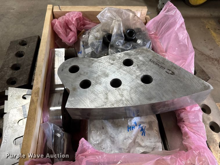 image for item EM8463 Genesis GXT775R excavator shear