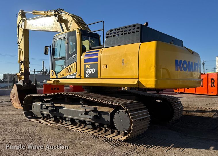 image for item EM8464 2012 Komatsu PC490LC-10 excavator