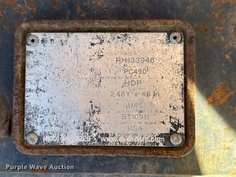 image for item EM8464 2012 Komatsu PC490LC-10 excavator