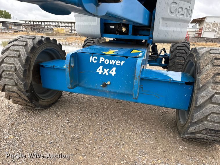 image for item EM8473 2012 Genie Z-45/25J boom lift