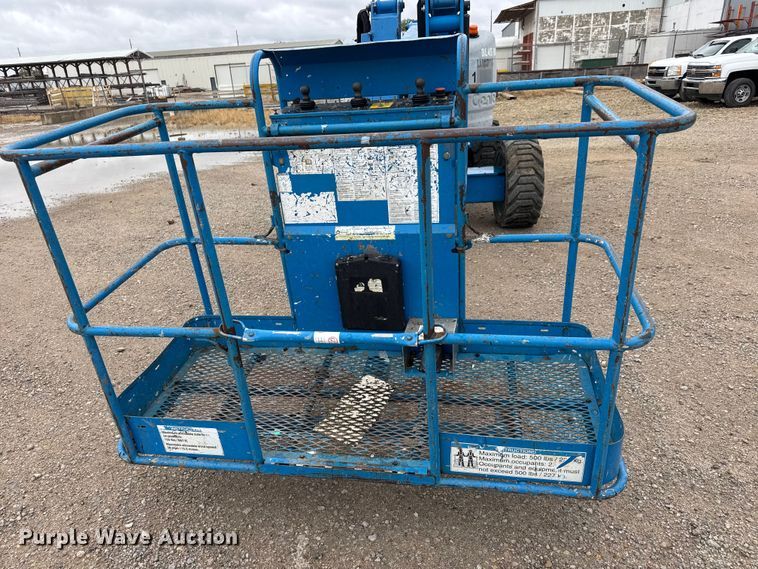 image for item EM8473 2012 Genie Z-45/25J boom lift