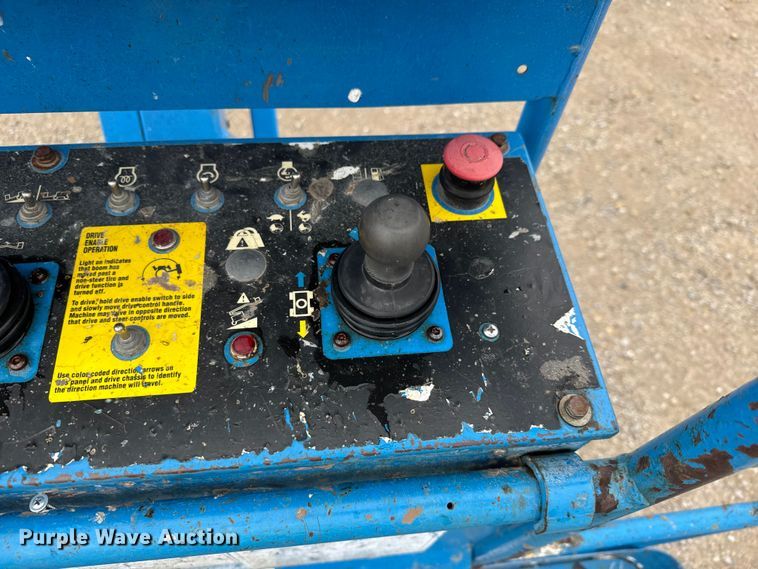 image for item EM8473 2012 Genie Z-45/25J boom lift