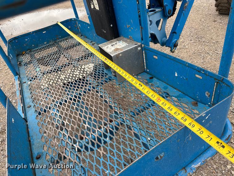 image for item EM8473 2012 Genie Z-45/25J boom lift