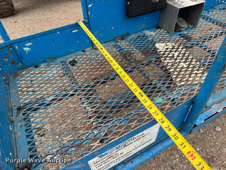 image for item EM8473 2012 Genie Z-45/25J boom lift