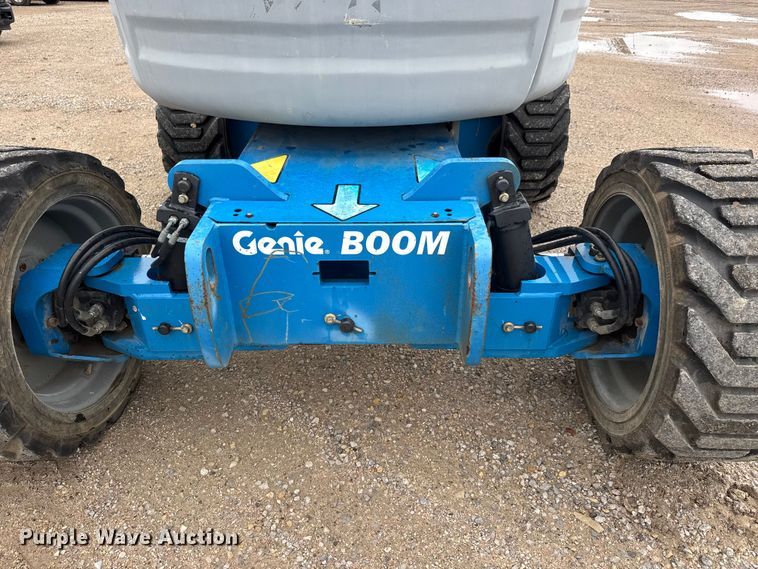 image for item EM8473 2012 Genie Z-45/25J boom lift