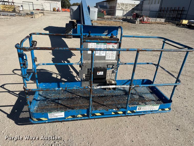image for item EM8475 2012 Genie S85 boom lift