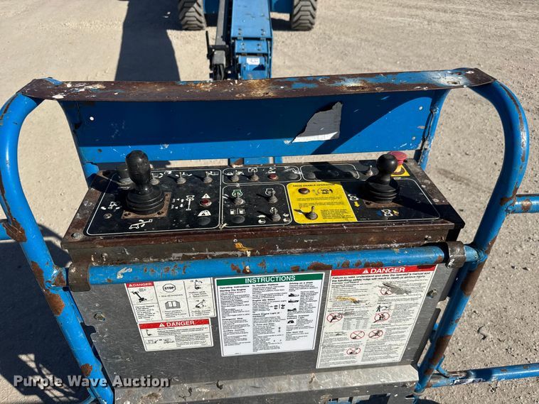 image for item EM8475 2012 Genie S85 boom lift