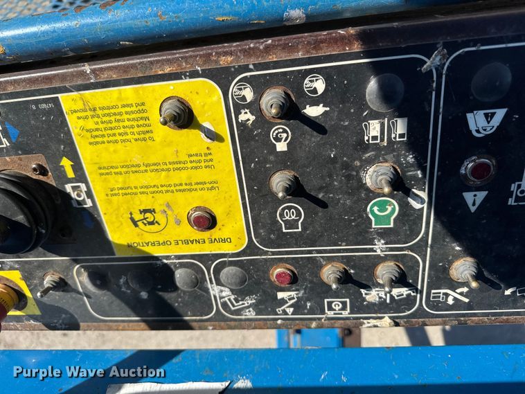 image for item EM8475 2012 Genie S85 boom lift