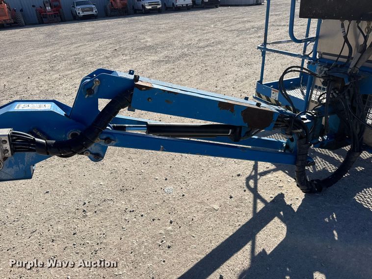 image for item EM8475 2012 Genie S85 boom lift