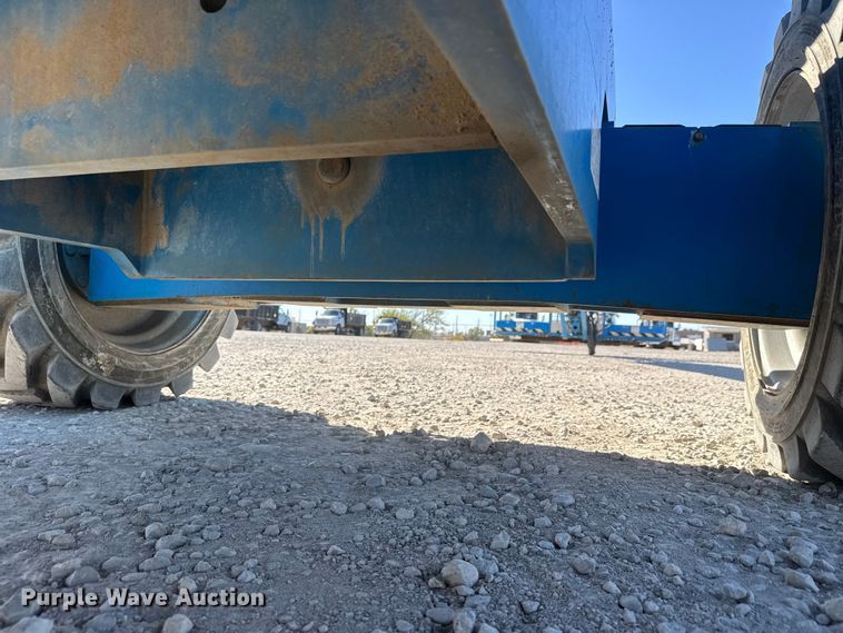 image for item EM8475 2012 Genie S85 boom lift