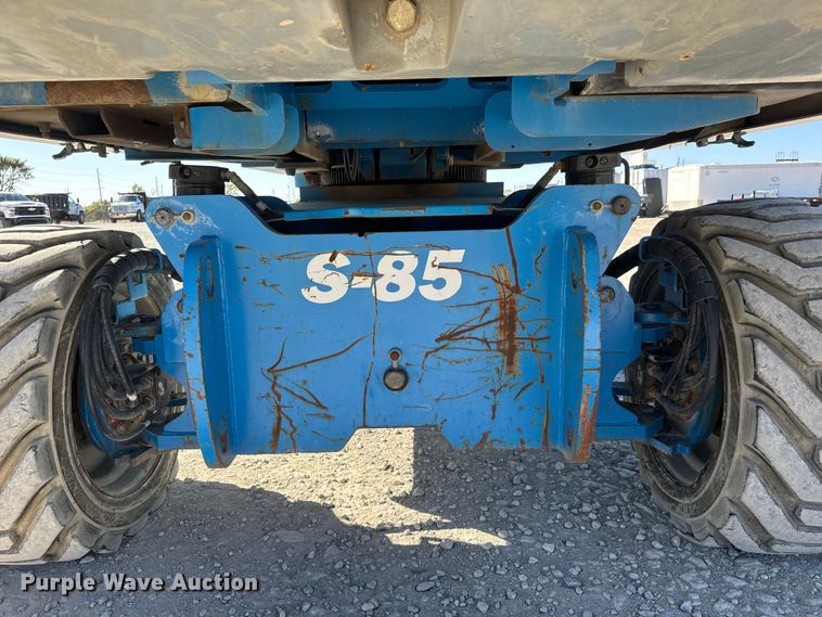 image for item EM8475 2012 Genie S85 boom lift