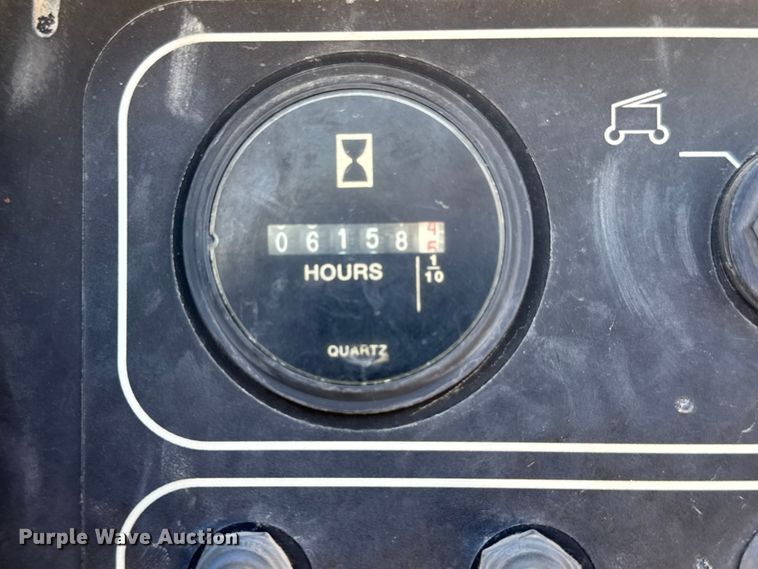 image for item EM8475 2012 Genie S85 boom lift