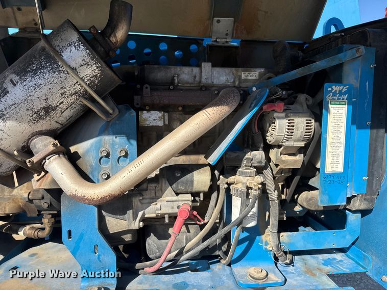 image for item EM8475 2012 Genie S85 boom lift