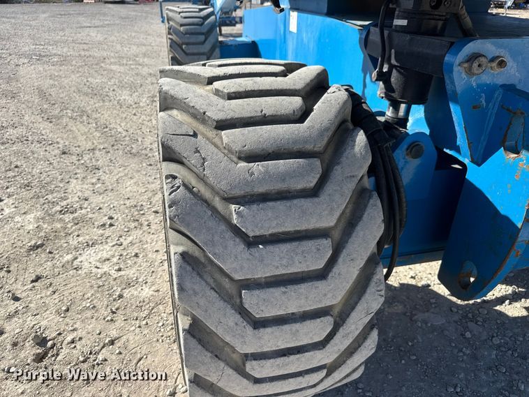 image for item EM8475 2012 Genie S85 boom lift