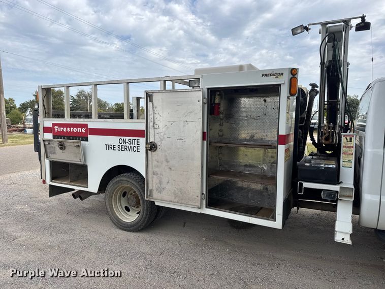 image for item EM8489 2008 Ford F550 Super Duty XL utility / service truck