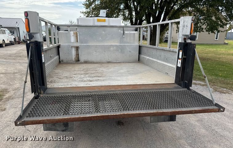 image for item EM8489 2008 Ford F550 Super Duty XL utility / service truck