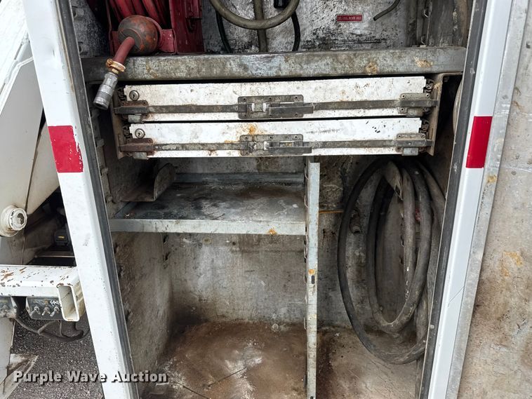 image for item EM8489 2008 Ford F550 Super Duty XL utility / service truck